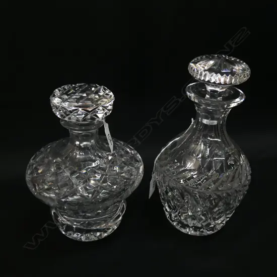 2 CUT CRYSTAL DECANTORS H 300 MM