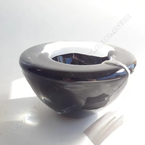 KOSTA BODA SMALL CRYSTAL 'ATOLL' BOWL BY ANNA EHRNER DIA. 110MM