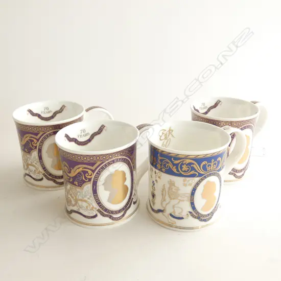 4 DUNOON QUEEN ELIZABETH & DUKE EDINBURGH 2 PLATINUM/2 DIAMOND WEDDING ANNIVERSARY MUGS H. 85MM