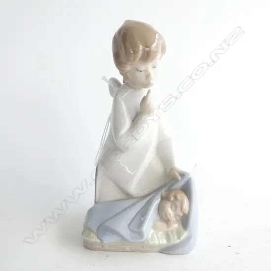 LLADRO #4635 'ANGEL WITH BABY' H.170mm