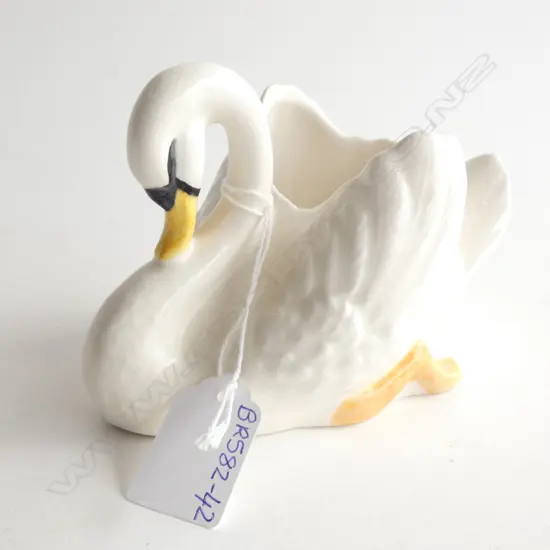 SYLVAC SM WHITE SWAN #1127 / YELLOW FEET & YELLOW & BLACK BEAK L. 145MM - CLEAN CRAZING
