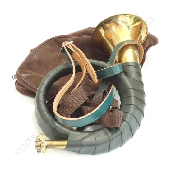 'FURST PLESS' HUNTING HORN IN CASE L.260mm