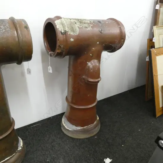 SALT GLAZE COLONIAL T-SHAPED CHIMNEY W. 440 X H. 740MM