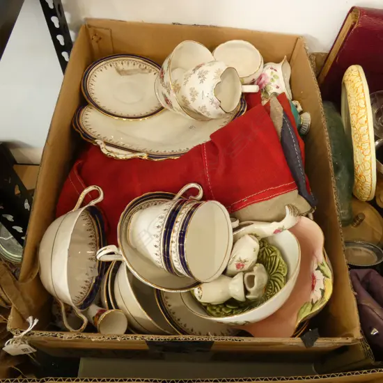 GOOD BOX LOT R/DOULTON CHINA, ROYAL WINTON, AYNSLEY COUPS ETC