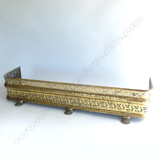 BRASS FIRE FENDER W.1030mm