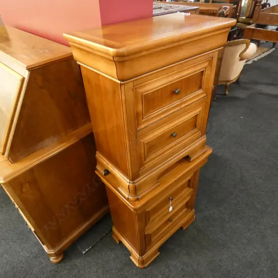 GRANGE? QUALITY PR BEDSIDE TABLES SQUARE PEG DETAIL...