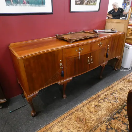 LONG MAHOGANY SIDEBOARD ON CABRIOL LEGS WITH LION MASK HANDLES L 21000 MM