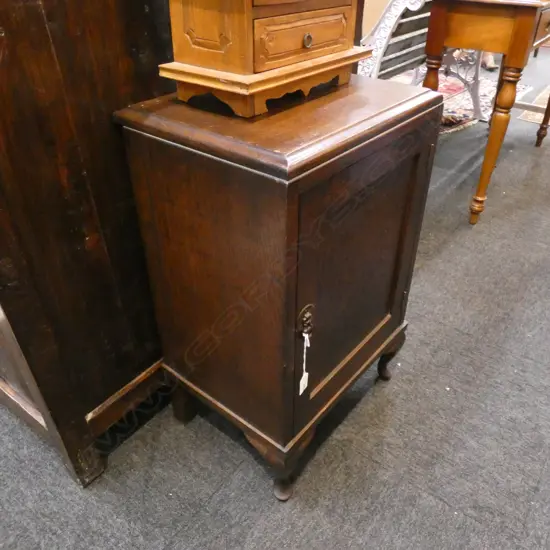 OAK BEDSIDE CABINET  420 X 340 X 700MM