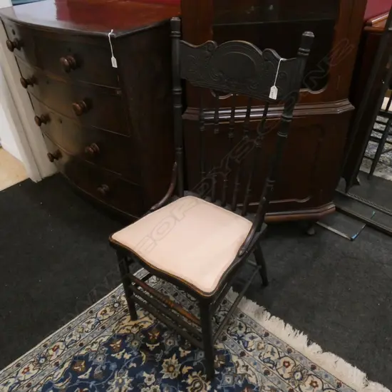 COLONIAL WOODEN SPINDLE BACK CHAIR