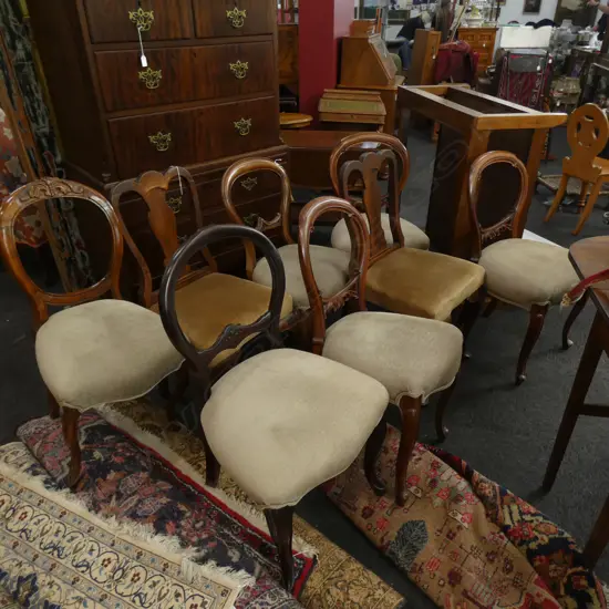 6 QUEEN ANNE STYLE UPHOLSTERED DINING CHAIRS 