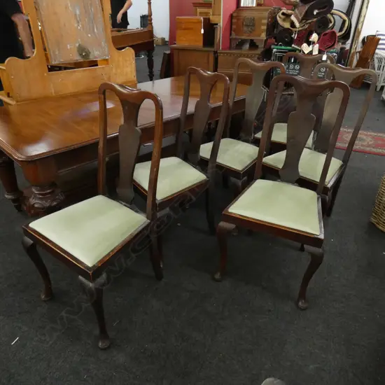 6 QUEEN ANNE STYLE CHAIRS 