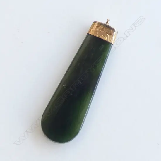 COLONIAL 9CT GOLD & POUNAMU PENDANT (AF)