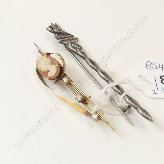 SILVER BROOCH AND CAMEO BROOCH