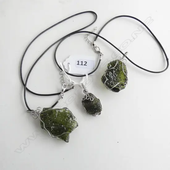 MOLDAVITE (METEORITE FRAGMENT) PENDANT + 2 FAKES AS NECKLACES