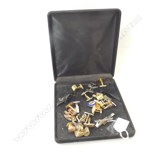TRAY ASST OLD TIE PINS & CUFFLINKS 