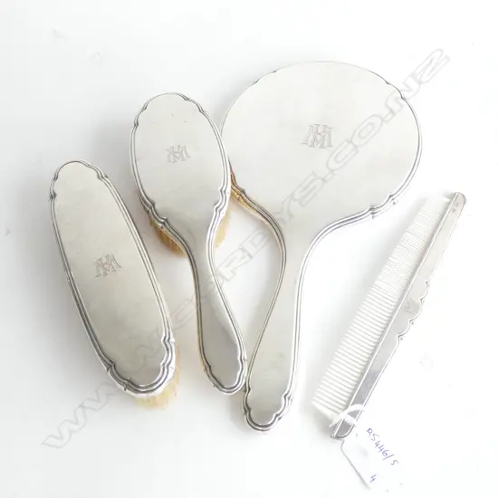 4 PCE 830 SILVER DRESSING SET 