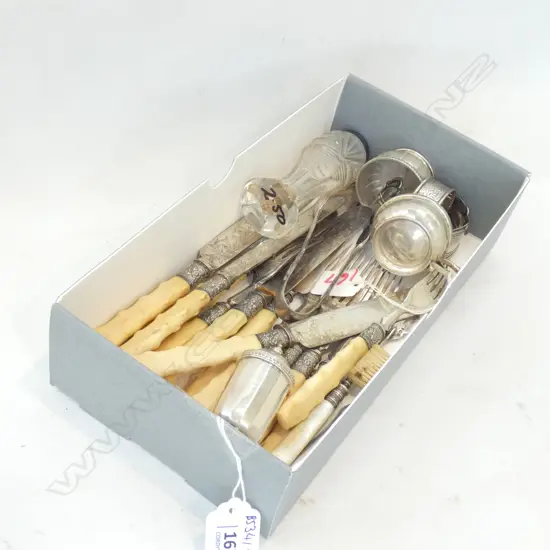 BOX SILVER & BONE ITEMS