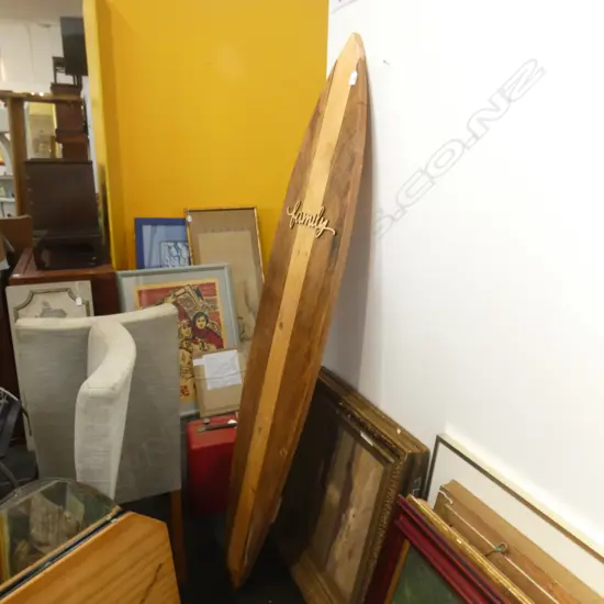 LARGE WOODEN SURF BOARD L.1845mm