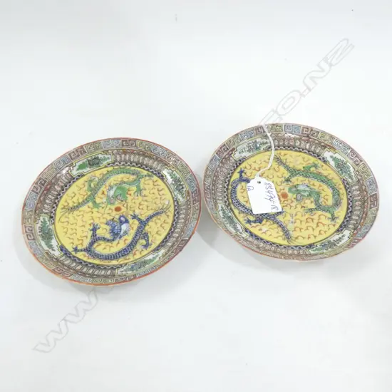 2 OLD CHINESE POLYCHROME DISHES DRAGONS Dia.138mm