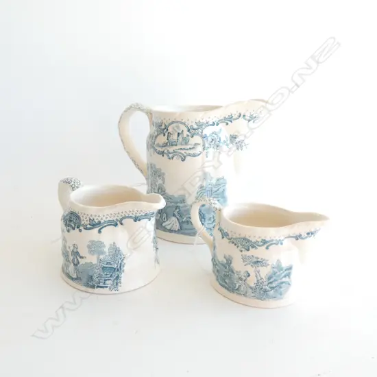 3 MASONS IRONSTONE GRADUATED JUGS, ROMANTIC PATTERN