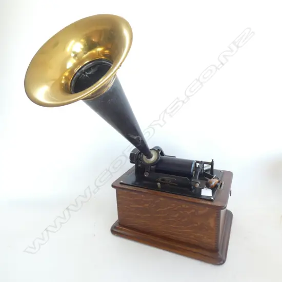 THOMAS EDISON 'STANDARD' PHONOGRAPH & HORN W.330mm