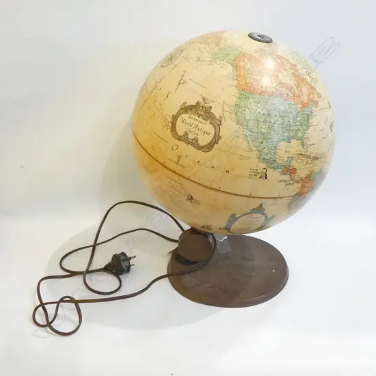 OLD WORLD GLOBE LIGHT FITTING  -  APPROX H 470MM