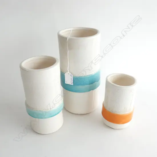 3 GLAZED VASES w. BAND H.235mm