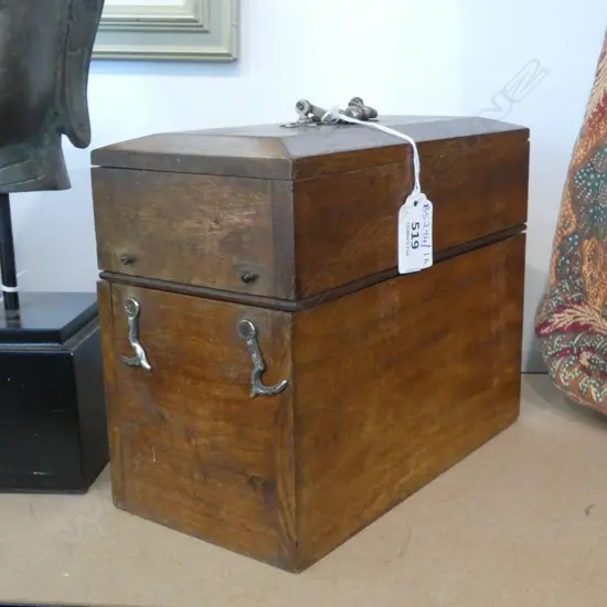 ANTIQUE MAHOGANY BOX W.220mm