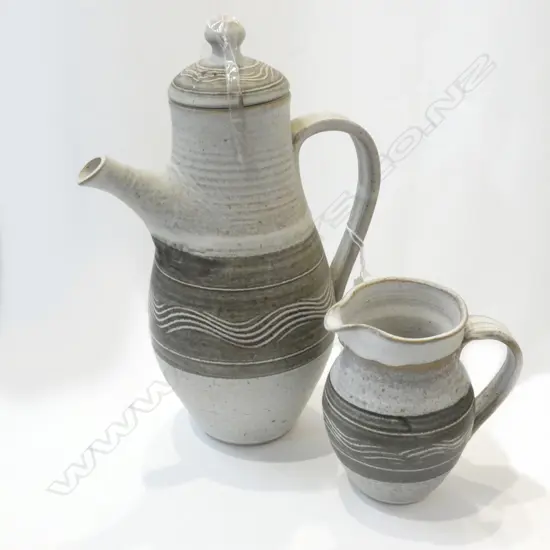 STUDIO POTTERY JUG & COFFEE POT H.295mm