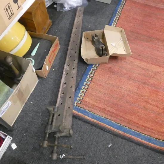 2 OLD METAL CLAMPS L.1400mm