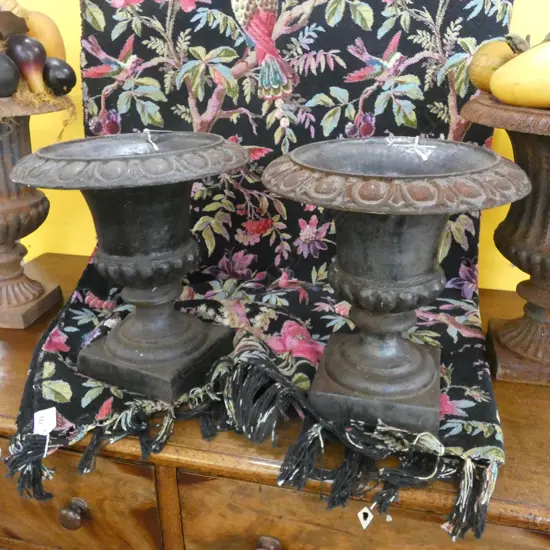 2 CAST IRON GARDEN URNS H.280 X 290MM 