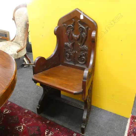 1925 CARVED HALL CHAIR