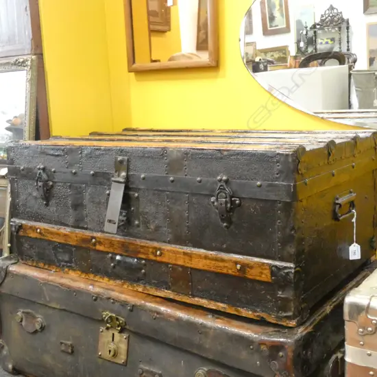 VINTAGE STEAMER TRUNK L.850mm