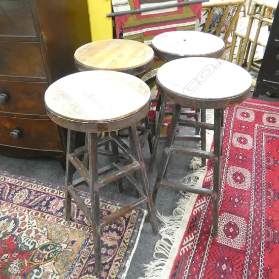 4 RUSTIC METAL BAR STOOLS H.780mm