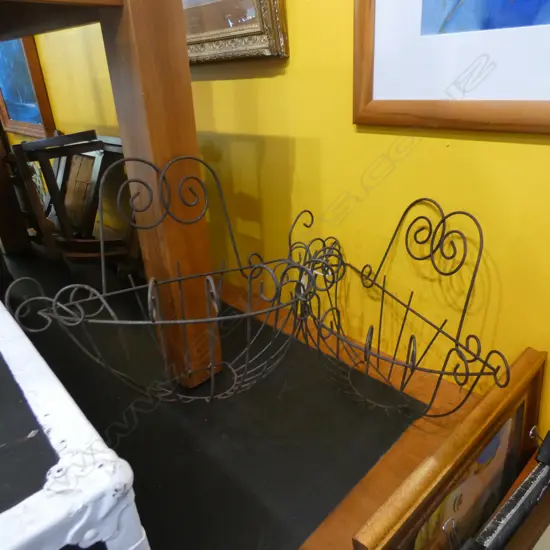 PR OLD WIRE GARDEN WALL PLANTERS L 500MM