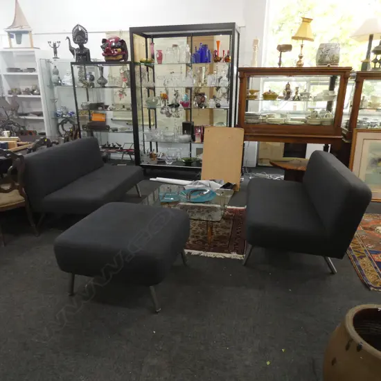 SIMON JAMES  DESIGNER SML LOUNGE SUITE  2 SEATER SOFAS & OTTOMAN