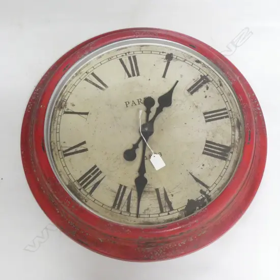 LARGE VINTAGE STYLE CLOCK 595mm dia