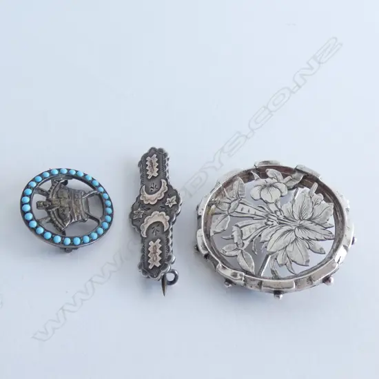THREE VICTORIAN SILVER BROOCHES