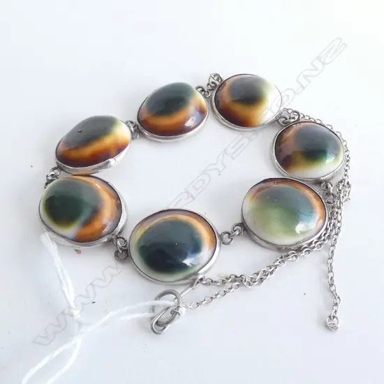 CATS EYE SILVER BRACLET 