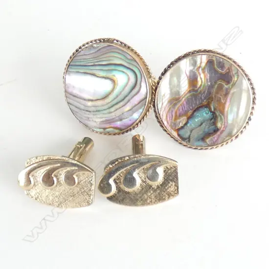 PAIR OF GOLD PLATED RETRO CUFFLINKS & PAIR LARGE RETRO PAUA AND GOLD CUFFLINKS(15)