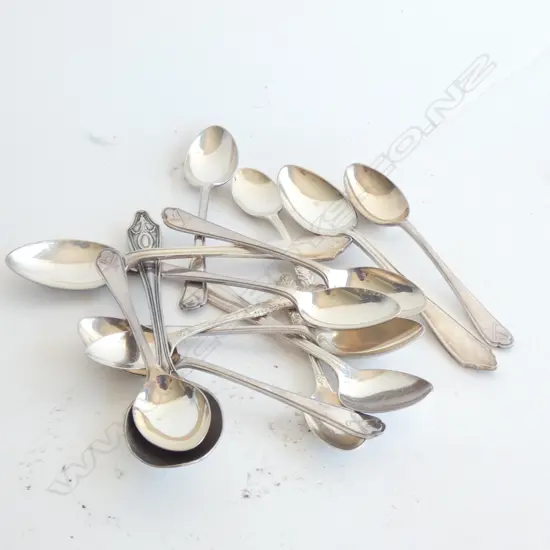 ASST. STG SILVER TEASPOONS 211 GRAMS