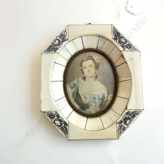 OLD PORTRAIT MINIATURE OF A WOMAN IVORY FRAME 145 x 125mm