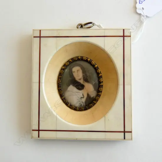 OLD PORTRAIT MINIATURE OF A WOMAN IVORY FRAME 105 X 95mm