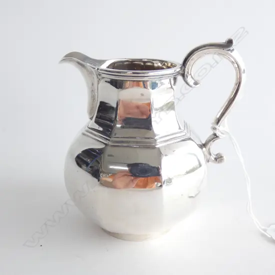 STG SILVER CREAM JUG, LONDON 1889 139 GRAMS