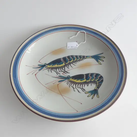 KUTANI KILN PLATE W/ DANCING SHRIMP(SIGNED) D312mm