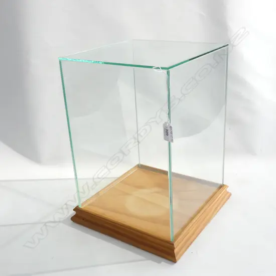 GLASS DISPLAY BOX...
