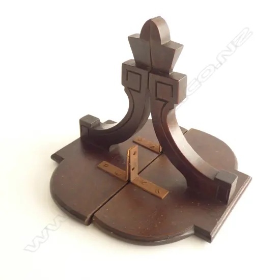 PR EDWARDIAN MAHOGANY WALL SHELVES W.245mm