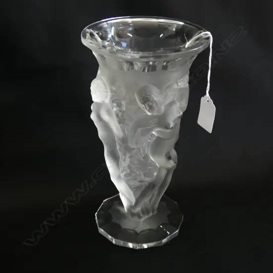 LALIQUE STYLE FROSTED CRYSTAL VASE THREE NUDE WOMEN W GRAPES H. 220MM CHIP ON BASE RIM