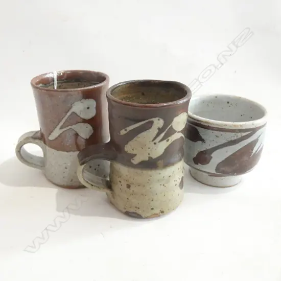 WARREN TIPPETT 2 X MUGS PLUS SUGAR BOWL