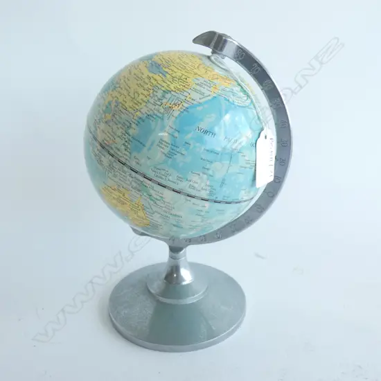 MINIATURE 'FUCASHUN' GLOBE H.210mm